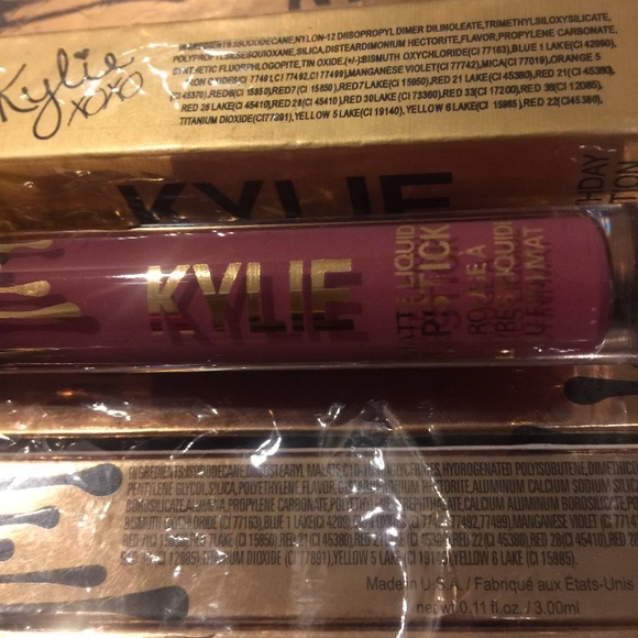 Kylie cosmetics 🗣💋👄💋👄👄👄 - Picture 2 of 5